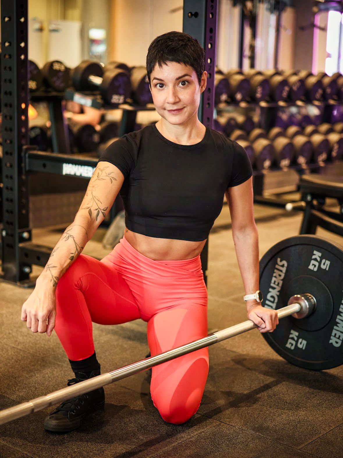 Marcela Viola demonstrating an exercise
